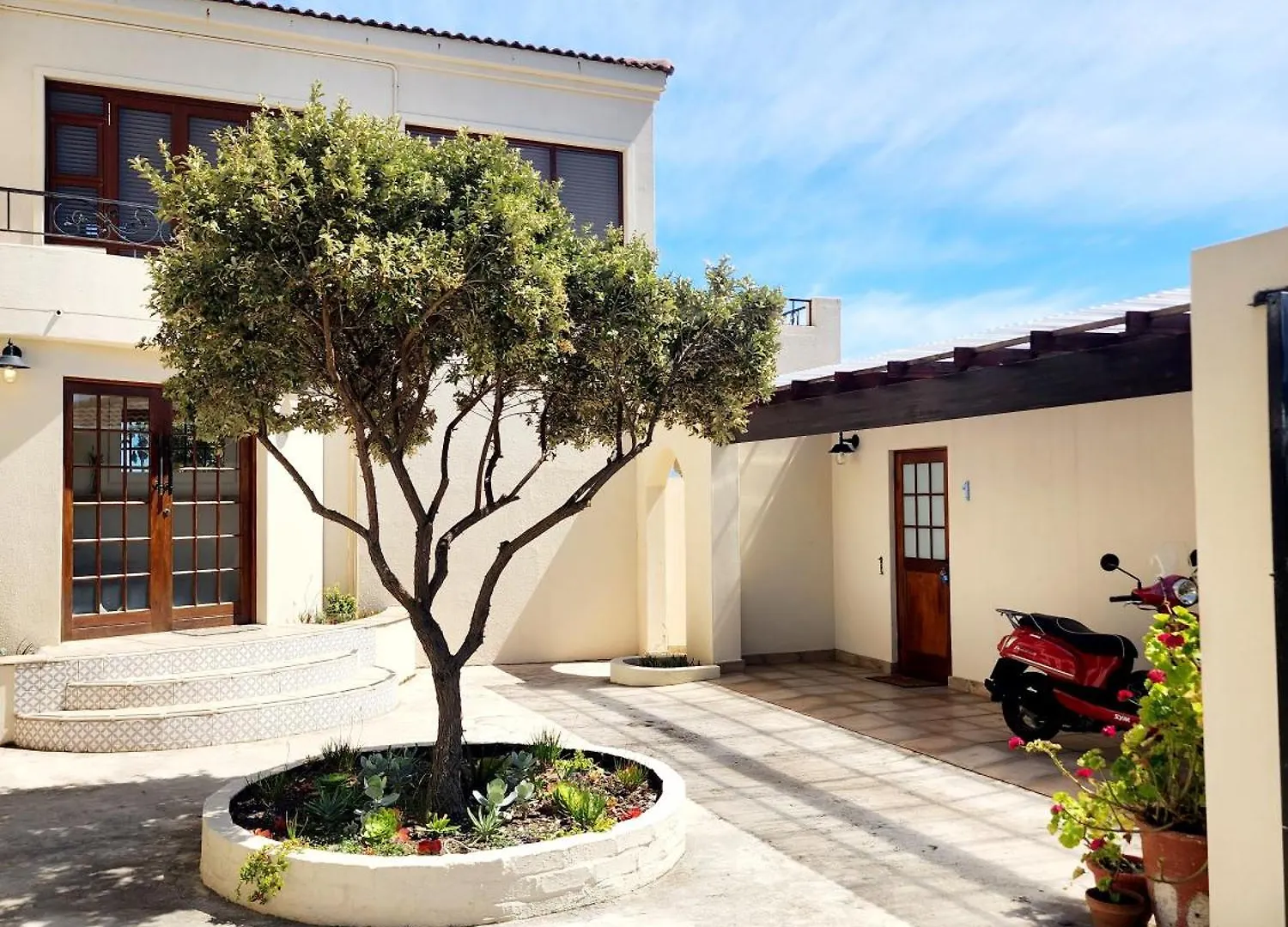 The Tides Bed & Breakfast Simonʼs Town