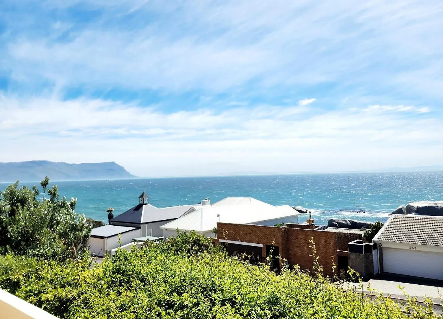 The Tides Bed & Breakfast Simonʼs Town 0*,  Güney Afrika